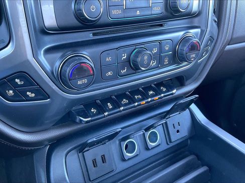 Used 2017 Chevrolet Silverado 1500 LTZ Z71 w/ LTZ Plus Package image 33