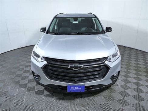 Used 2021 Chevrolet Traverse Premier w/ Redline Edition image 3
