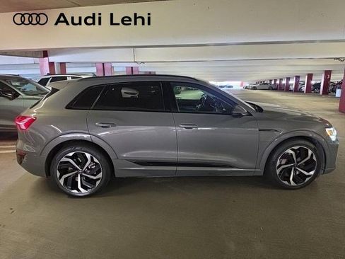 Used 2024 Audi Q8 e-tron Premium Plus w/ Premium Plus Package AWD/4WD image 1
