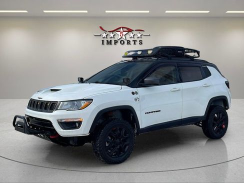 Used 2019 Jeep Compass Trailhawk image 1