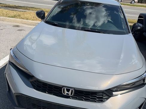 Used 2025 Honda Civic Sport image 3