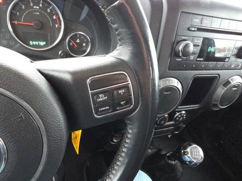 Used 2018 Jeep Wrangler Sport w/ Connectivity Group image 22