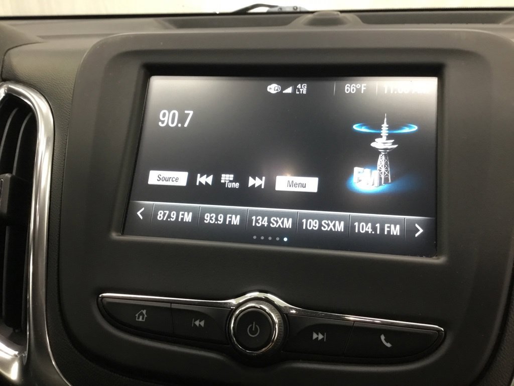 Used 2018 Chevrolet Equinox LT AWD/4WD image 28