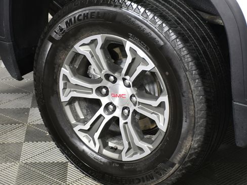 Used 2025 GMC Sierra 1500 SLT image 56