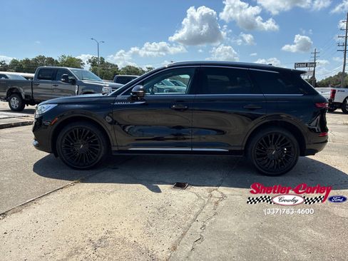 Used 2022 Lincoln Corsair Reserve w/ Equipment Group 201A AWD/4WD image 9