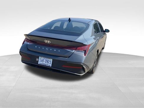 Used 2026 Hyundai Elantra Sport FWD image 19