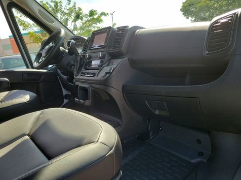 Used 2025 RAM ProMaster 2500 w/ Convenience Group FWD image 27