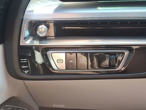 Used 2024 Cadillac Lyriq Luxury RWD image 27