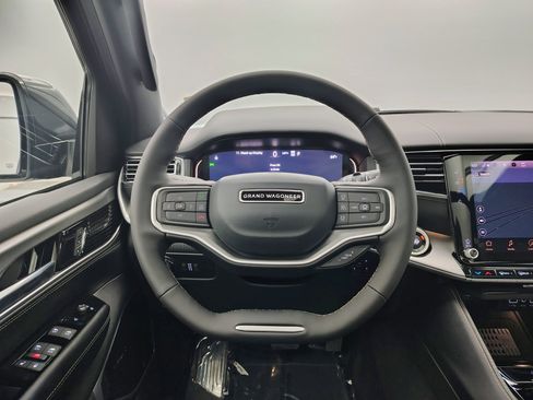New 2026 Jeep Grand Wagoneer L Limited AWD/4WD image 35