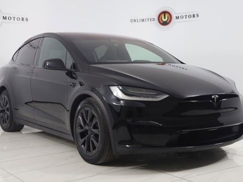 Used 2022 Tesla Model X image 26