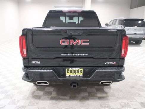 Used 2024 GMC Sierra 1500 AT4 w/ Technology Package AWD/4WD image 10