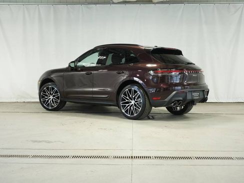 New 2026 Porsche Macan image 3
