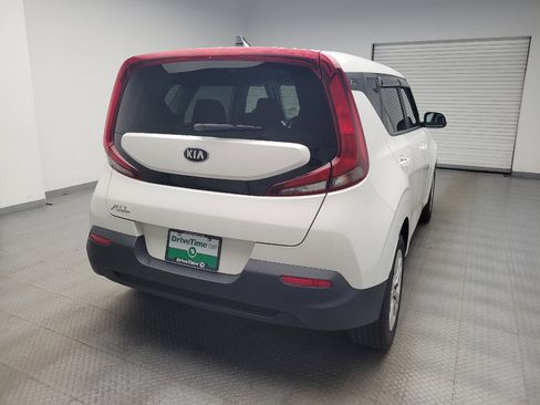 Used 2021 Kia Soul LX FWD image 7