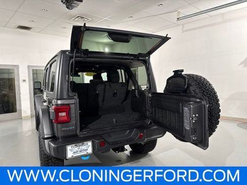 Used 2024 Jeep Wrangler Unlimited Rubicon 4xe AWD/4WD image 10