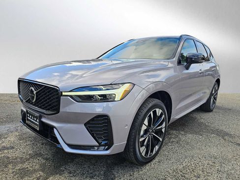 New 2026 Volvo XC60 B5 Plus w/ Protection Package Premier image 7