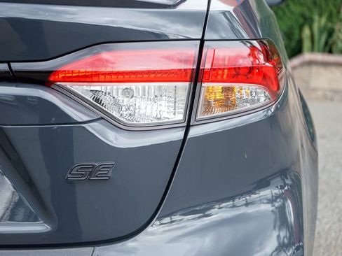 Used 2025 Toyota Corolla SE FWD image 42