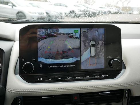 Certified 2023 Nissan Rogue SL w/ SL Premium Package image 20