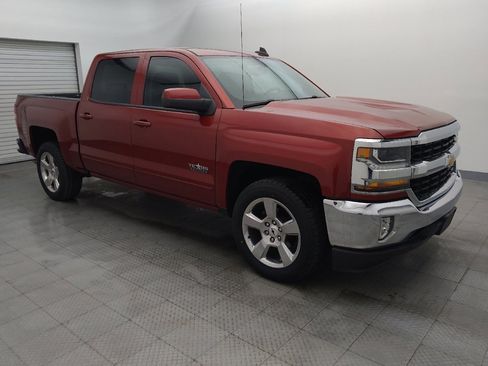 Used 2018 Chevrolet Silverado 1500 LT w/ Texas Edition image 11