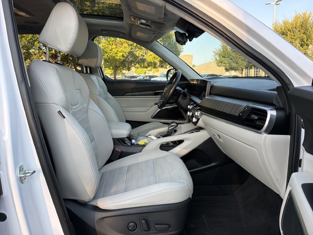 Used 2024 Kia Telluride SX Prestige AWD/4WD image 20
