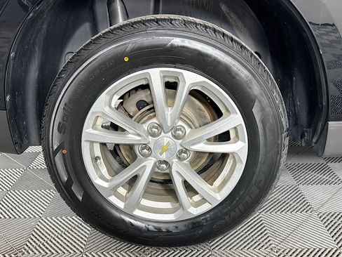 Used 2017 Chevrolet Equinox LT w/ Convenience Package image 31