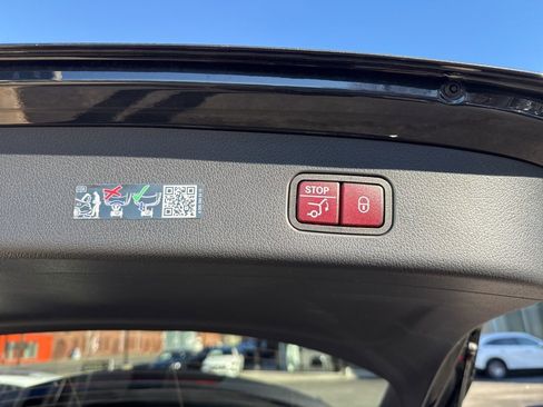 New 2026 Mercedes-Benz GLC 300 4MATIC image 26