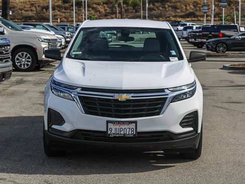 Used 2024 Chevrolet Equinox LS FWD image 2