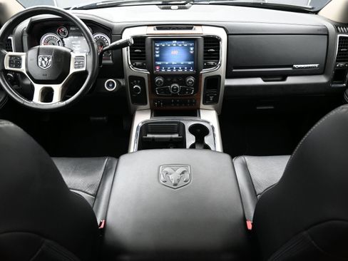 Used 2018 RAM 2500 Laramie w/ Snow Chief Group AWD/4WD image 14