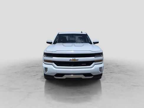 Used 2018 Chevrolet Silverado 1500 LT w/ Texas Edition AWD/4WD image 3