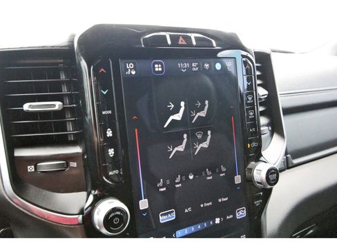 Used 2024 RAM 1500 Laramie AWD/4WD image 23