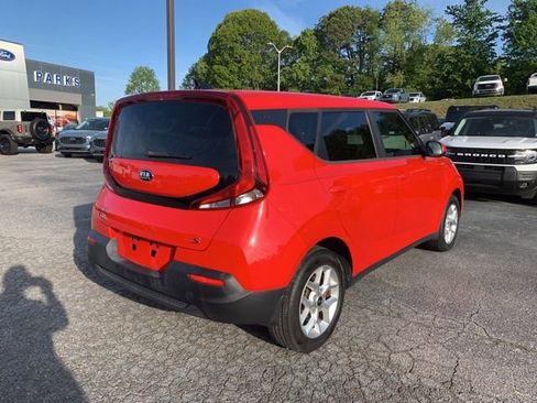 Used 2020 Kia Soul S FWD image 9
