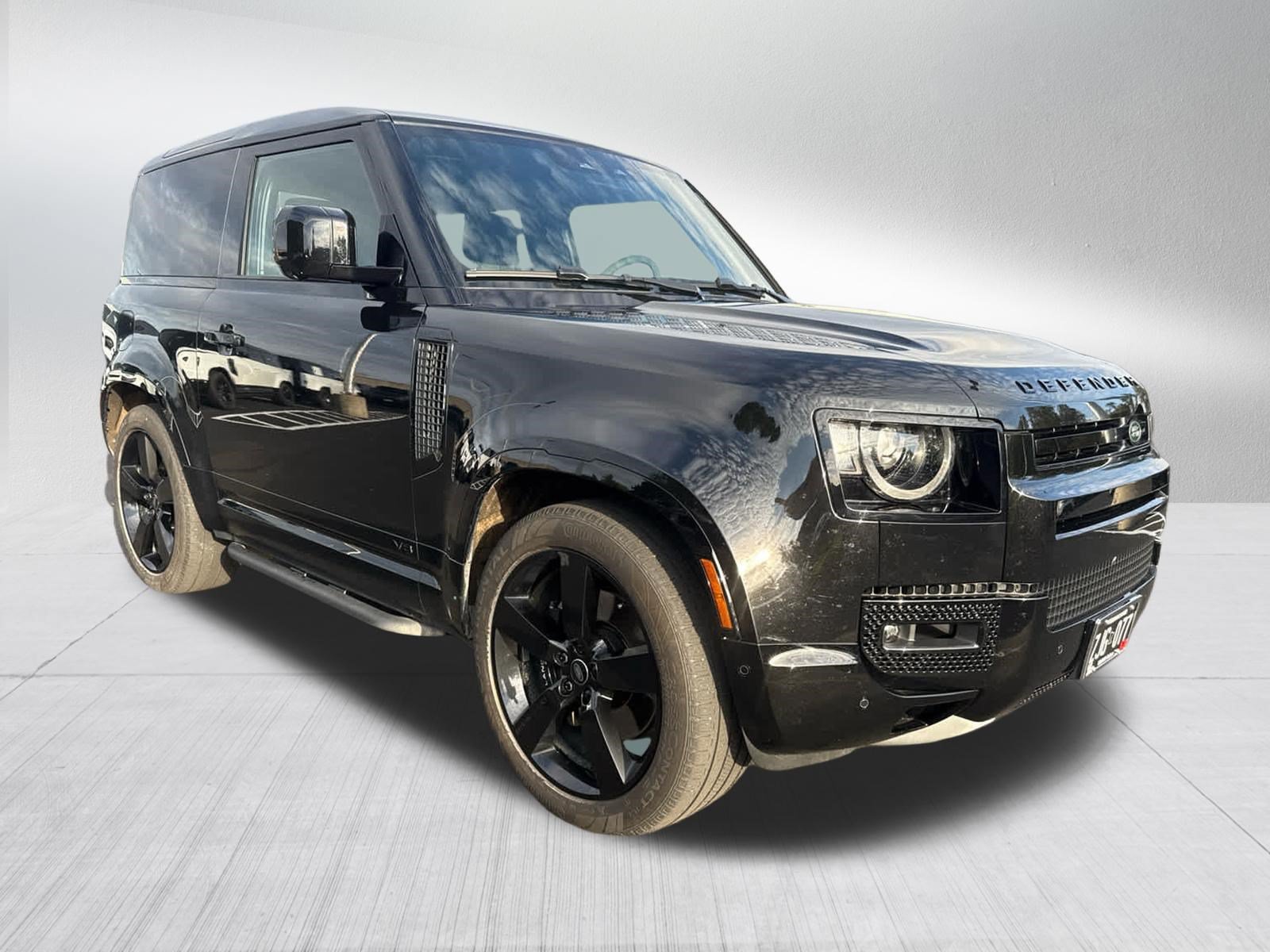 Used 2024 Land Rover Defender 90 V8 AWD/4WD image 6