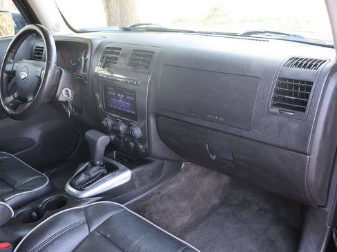 Used 2008 HUMMER H3 Alpha AWD/4WD image 16
