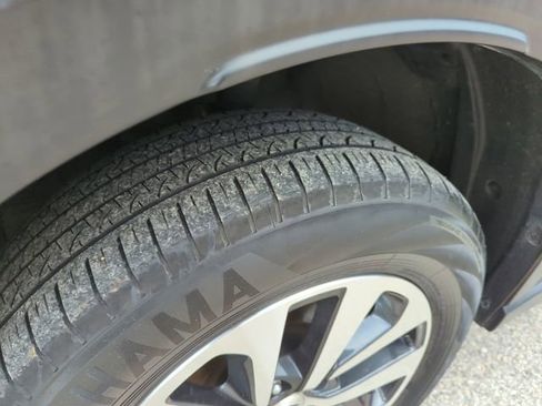 Used 2023 Subaru Outback Premium image 35