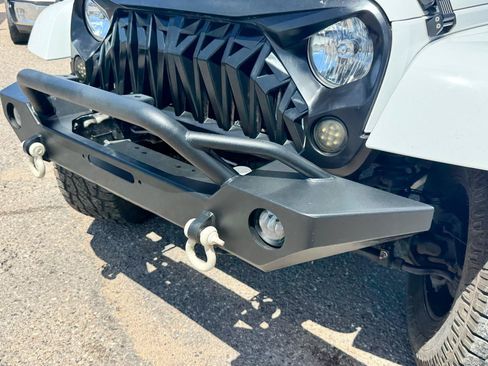 Used 2015 Jeep Wrangler Unlimited Sport w/ Quick Order Package 24S AWD/4WD image 13