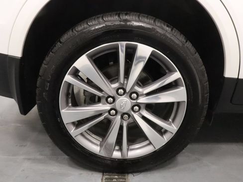 Used 2020 Cadillac XT5 Premium Luxury w/ Platinum Package FWD image 24