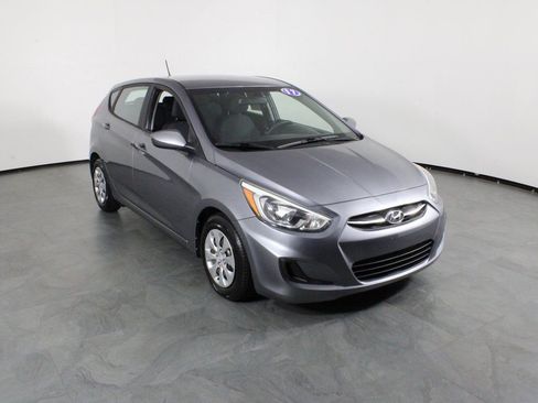 Used 2017 Hyundai Accent SE image 11