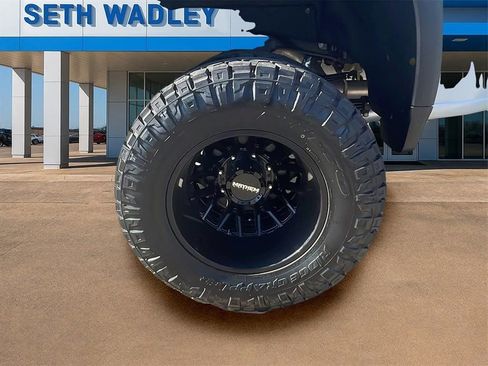 New 2026 Chevrolet Silverado 3500 High Country w/ High Country Premium Package AWD/4WD image 9