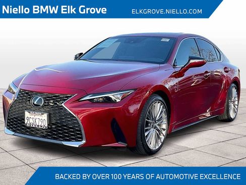 Used 2022 Lexus IS 300 image 1