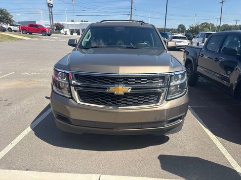 Used 2016 Chevrolet Tahoe LT RWD image 11