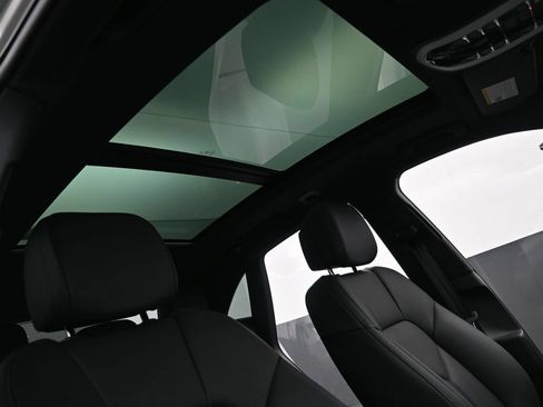 New 2026 Porsche Macan AWD/4WD image 23