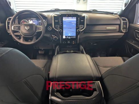 Used 2025 RAM 1500 Big Horn AWD/4WD image 31