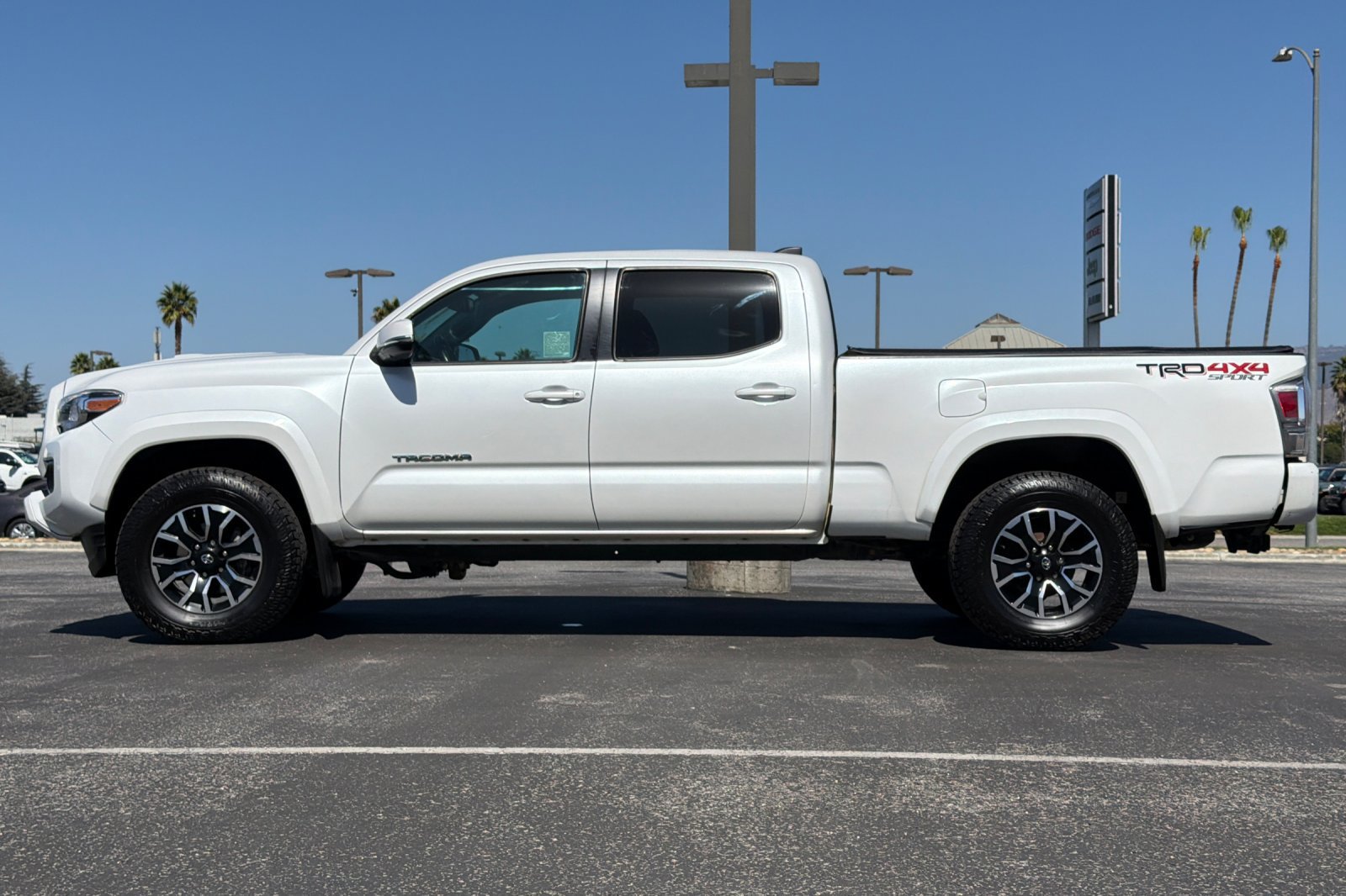 Used 2023 Toyota Tacoma TRD Sport w/ Advanced Technology Package AWD/4WD image 7