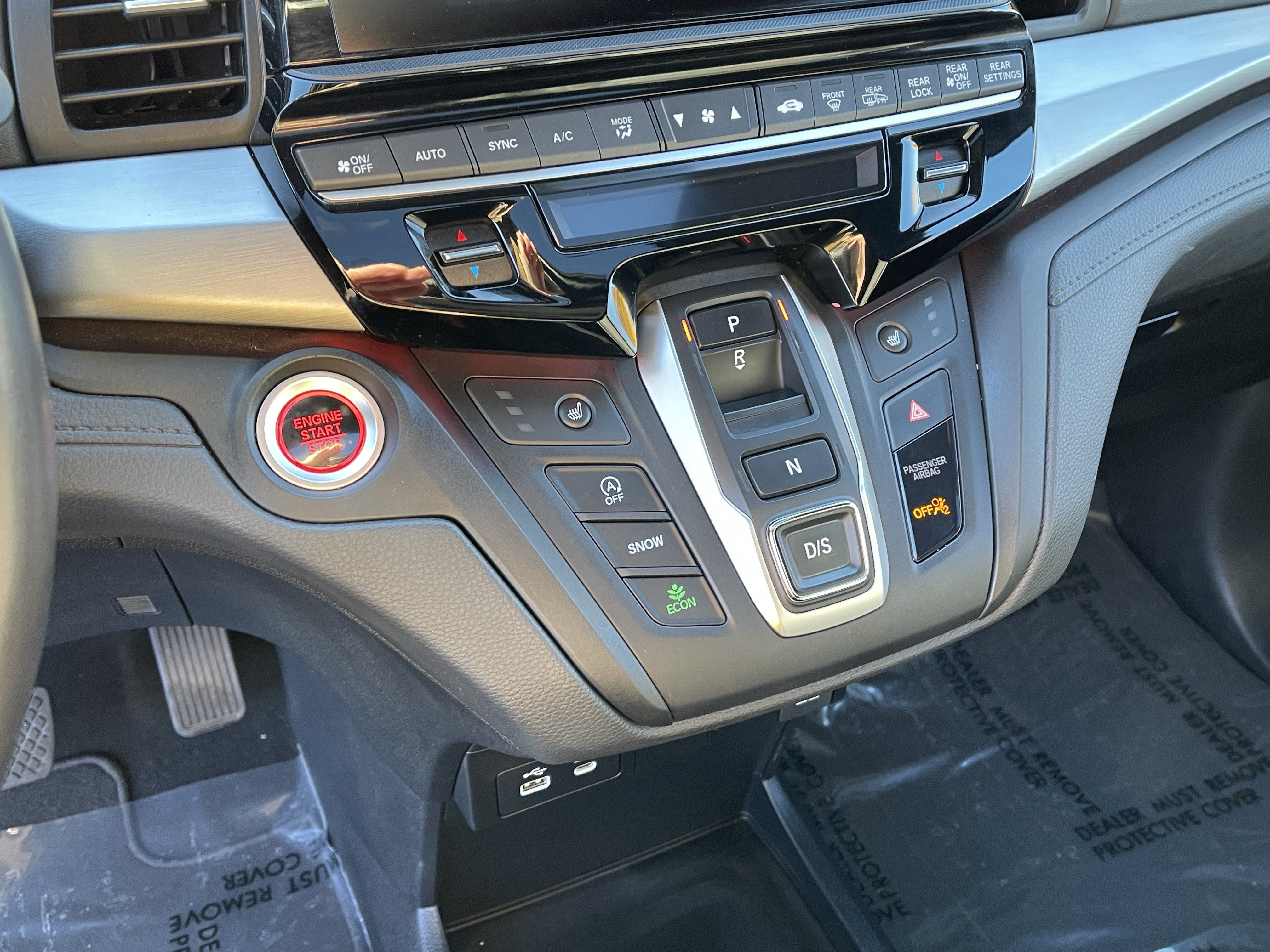 Used 2025 Honda Odyssey Sport-L image 25