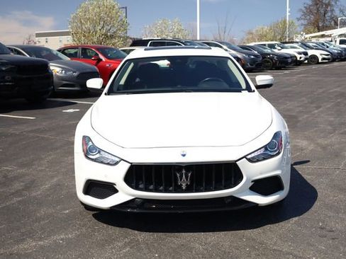 Used 2022 Maserati Ghibli Modena Q4 AWD/4WD image 3