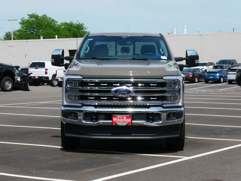 Used 2026 Ford F250 Lariat w/ Lariat Premium Package AWD/4WD image 2