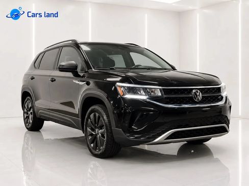 Used 2024 Volkswagen Taos S FWD image 1