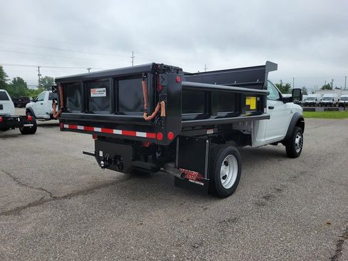 New 2024 RAM 5500 Tradesman RWD image 8