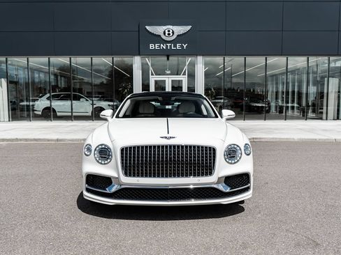 Certified 2023 Bentley Flying Spur V8 AWD/4WD image 19