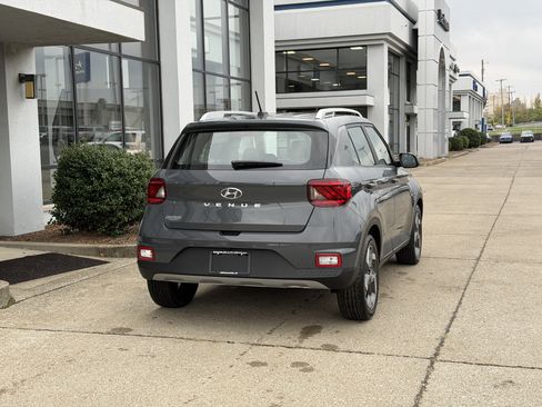 New 2026 Hyundai Venue SEL image 5