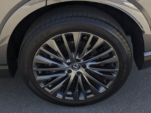 Used 2023 Lexus RX 350 FWD w/ Cold Area Package image 7
